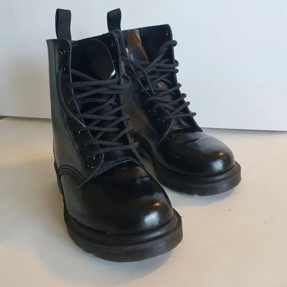 Dr. Martens sz 5 girls older 1460 Combat Boots Black Patent Leather